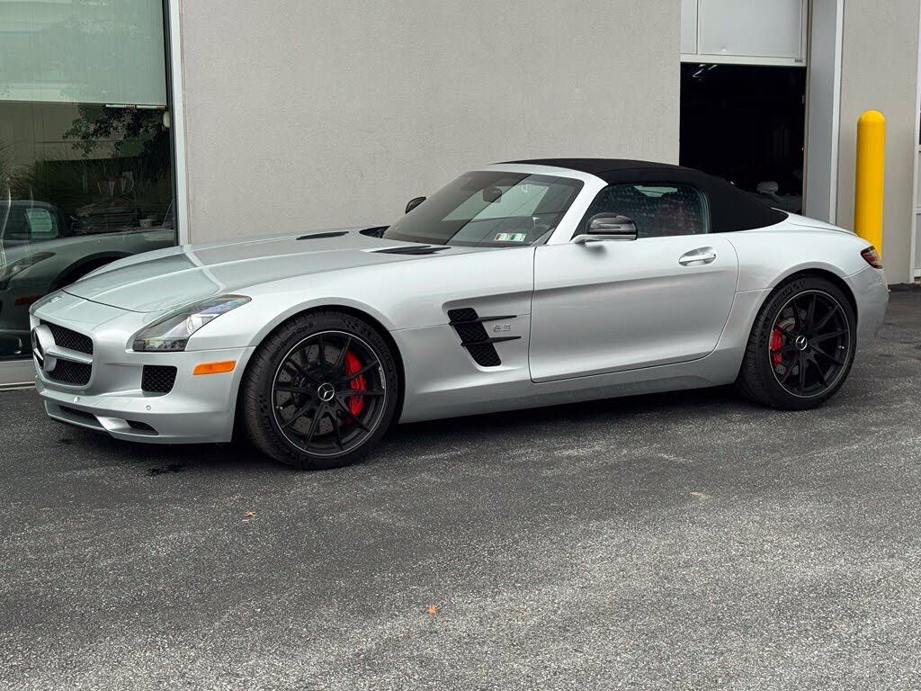 2012 Mercedes-Benz SLS AMG Roadster