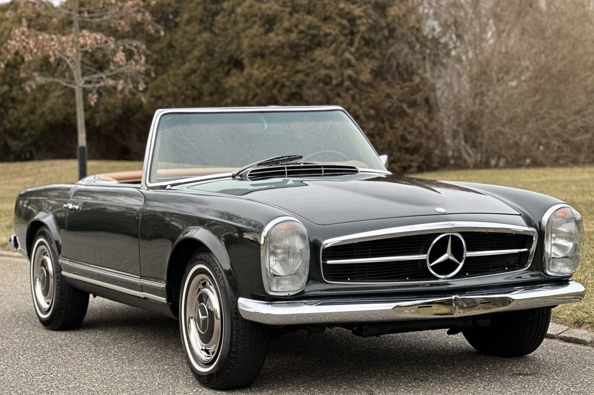 1968 Mercedes-Benz SL-Class 280SL Pagoda