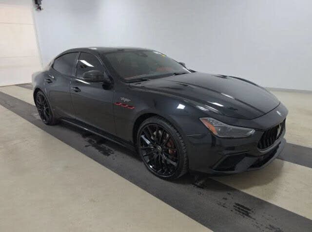 2022 Maserati Ghibli Trofeo