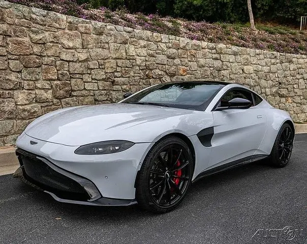 2019 Aston Martin Vantage V8