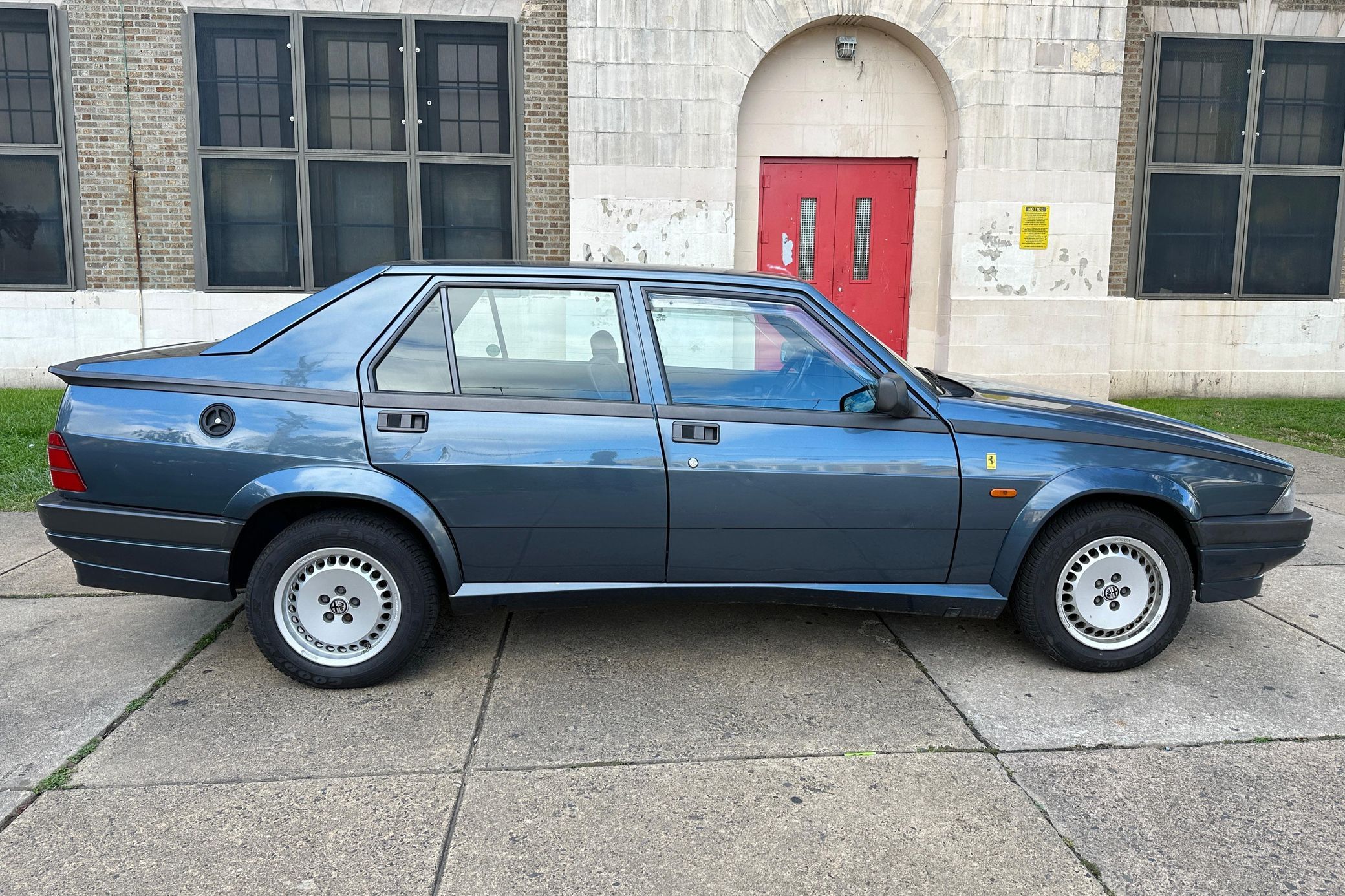 1990 Alfa Romeo Milano
