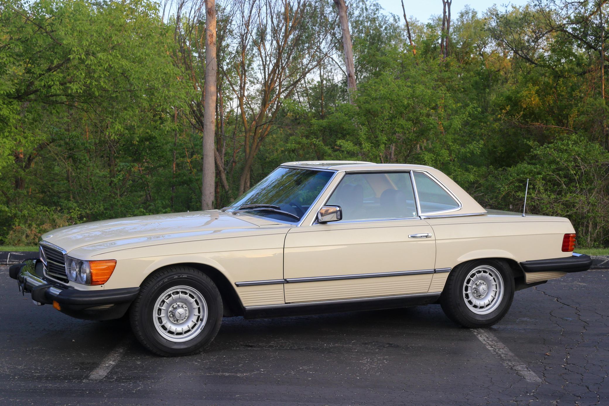 1985 Mercedes-Benz SL-Class