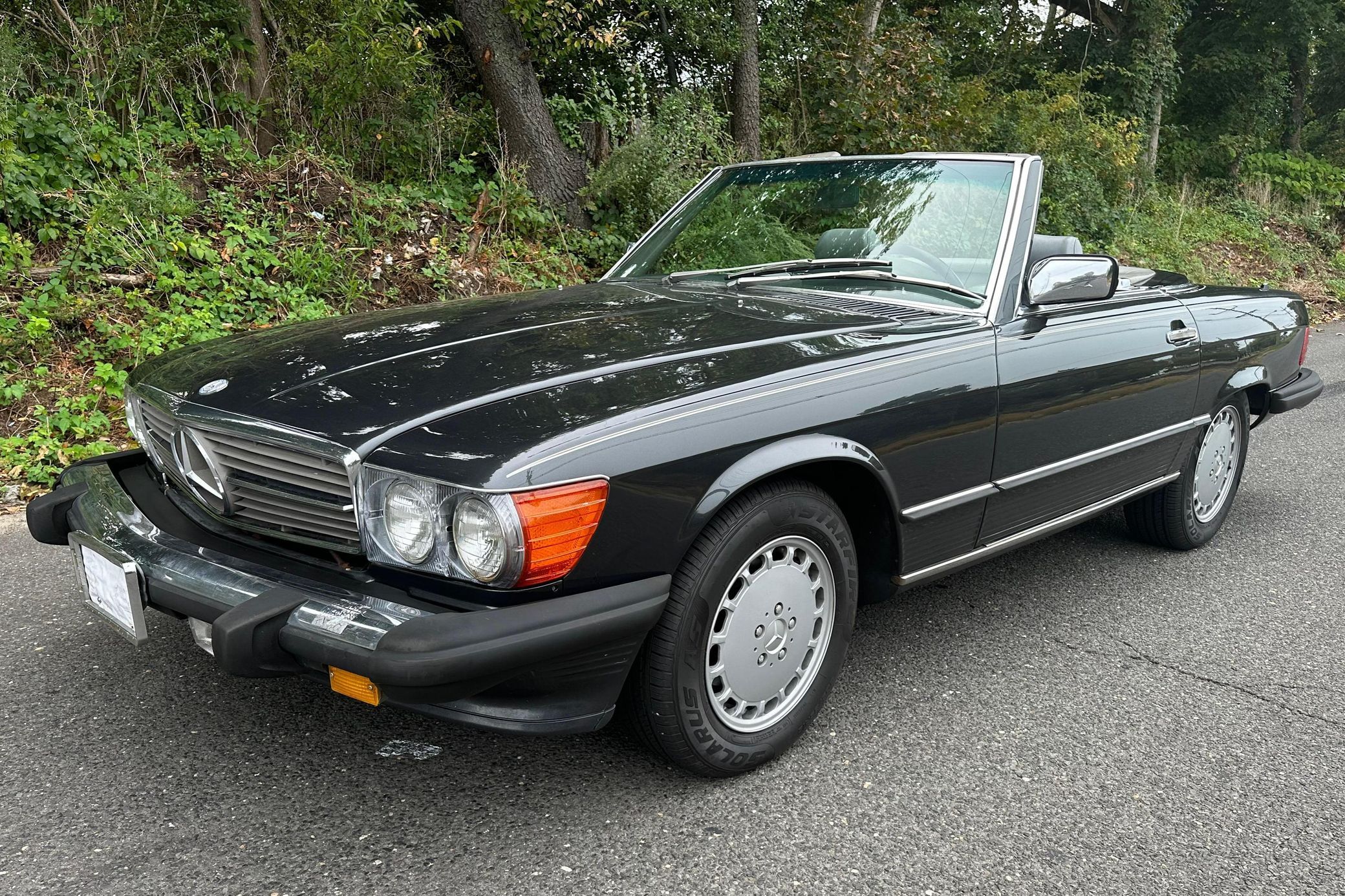 1988 Mercedes-Benz SL-Class 560SL