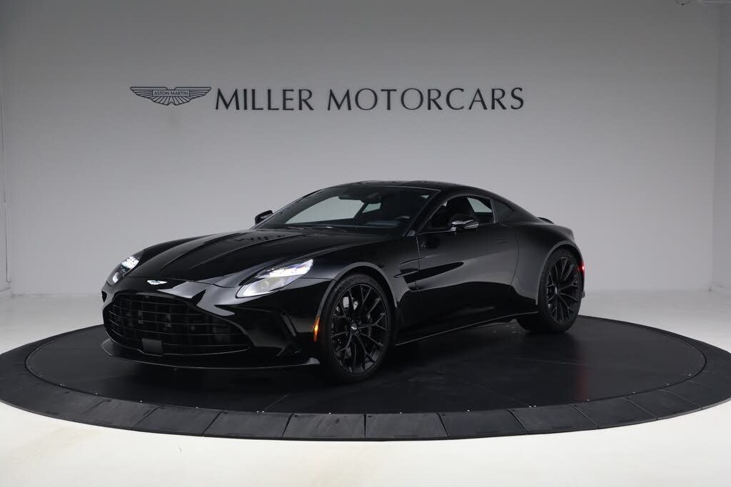 2025 Aston Martin Vantage V8