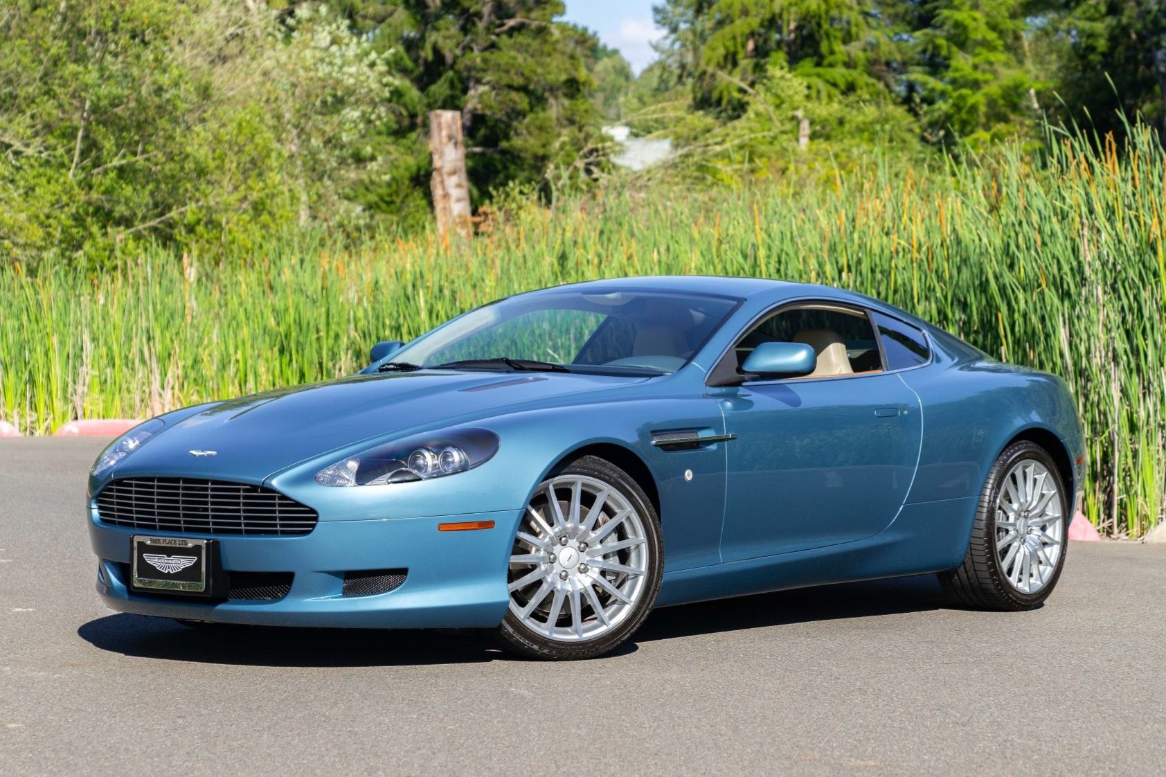 2005 Aston Martin DB9 Coupe