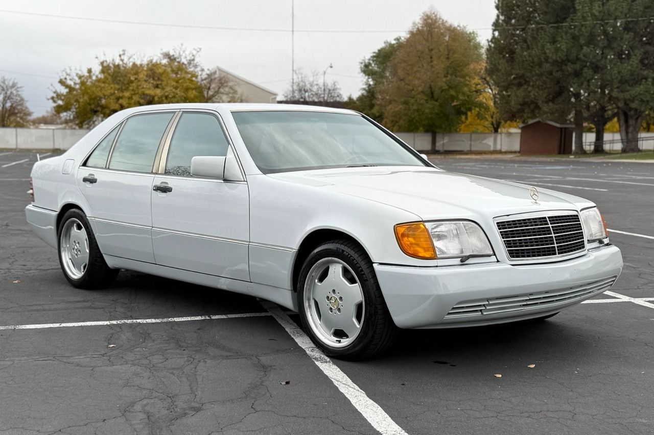 1992 Mercedes-Benz S-Class