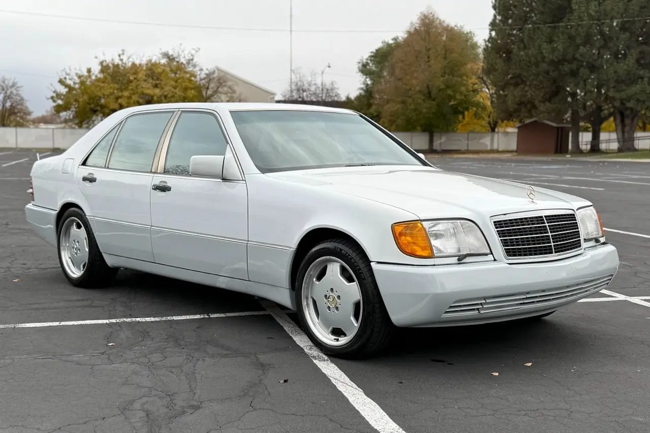 1992 Mercedes-Benz S-Class