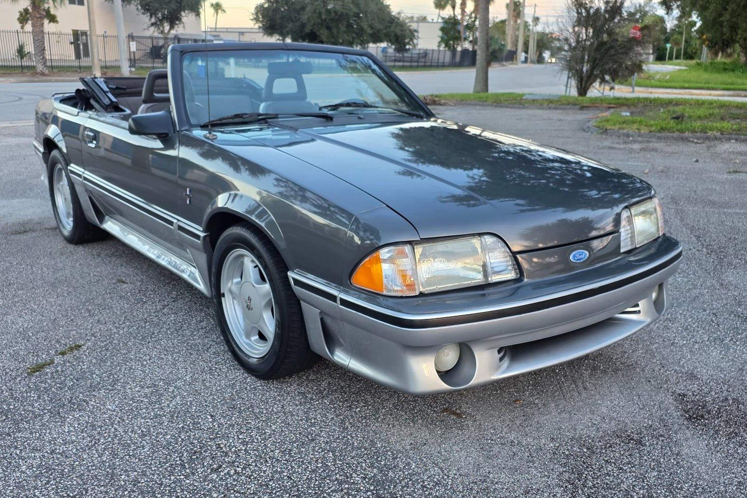 1987 Ford Mustang GT