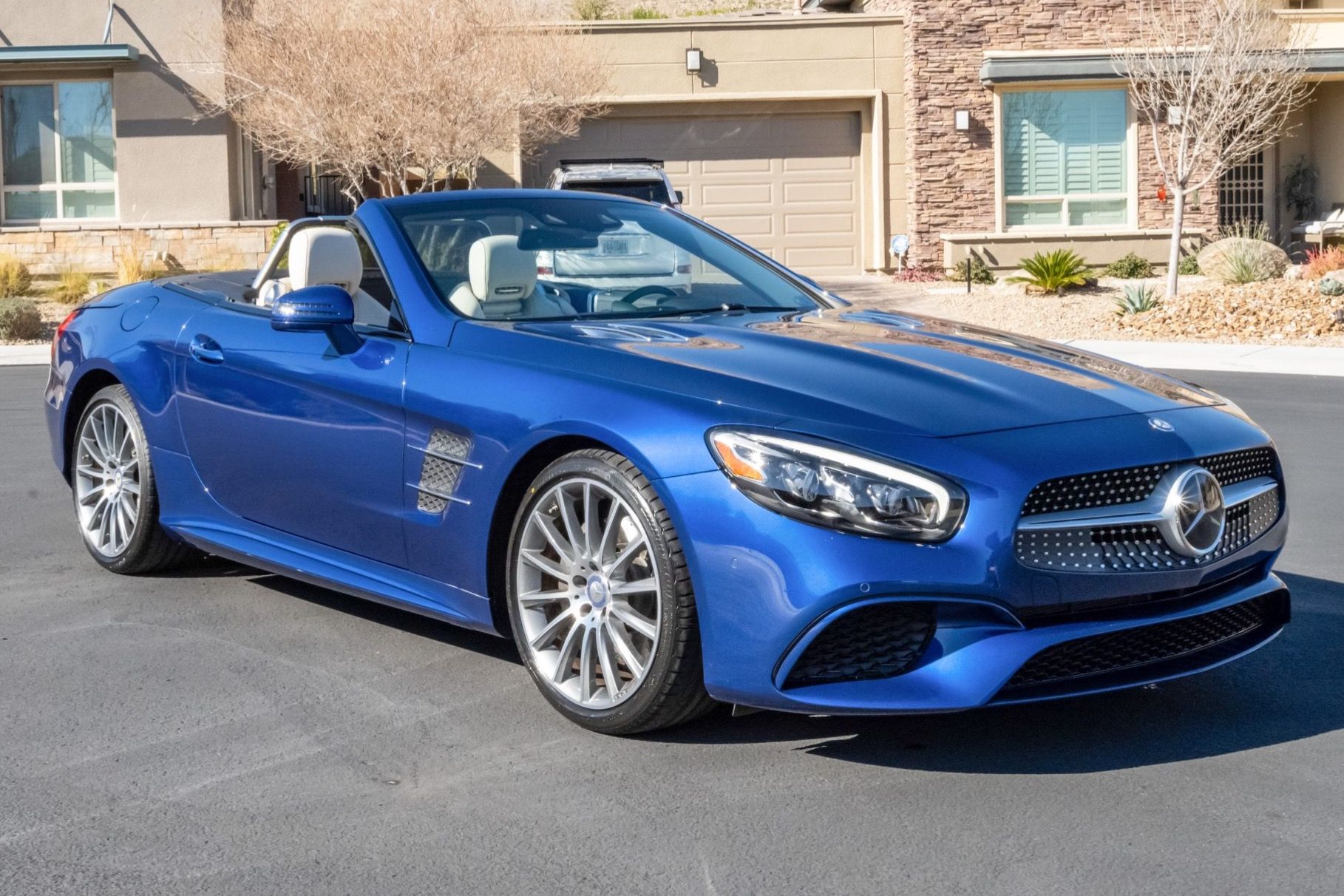 2017 Mercedes-Benz SL-Class
