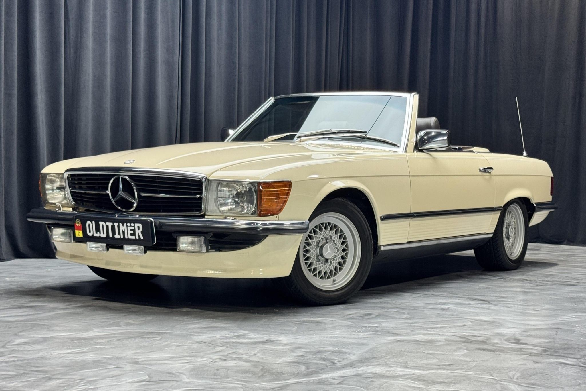 1982 Mercedes-Benz SL-Class