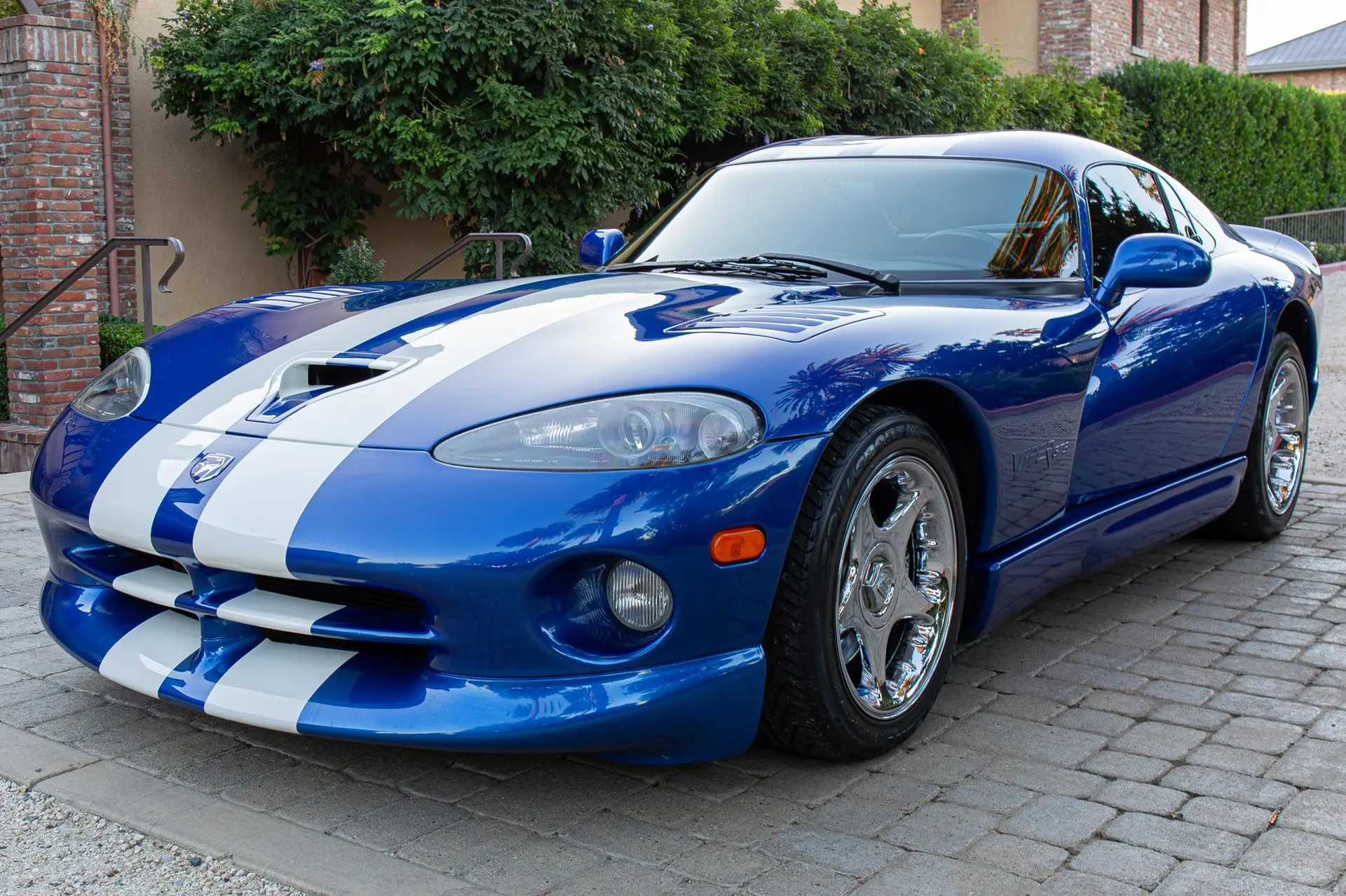 1997 Dodge Viper GTS