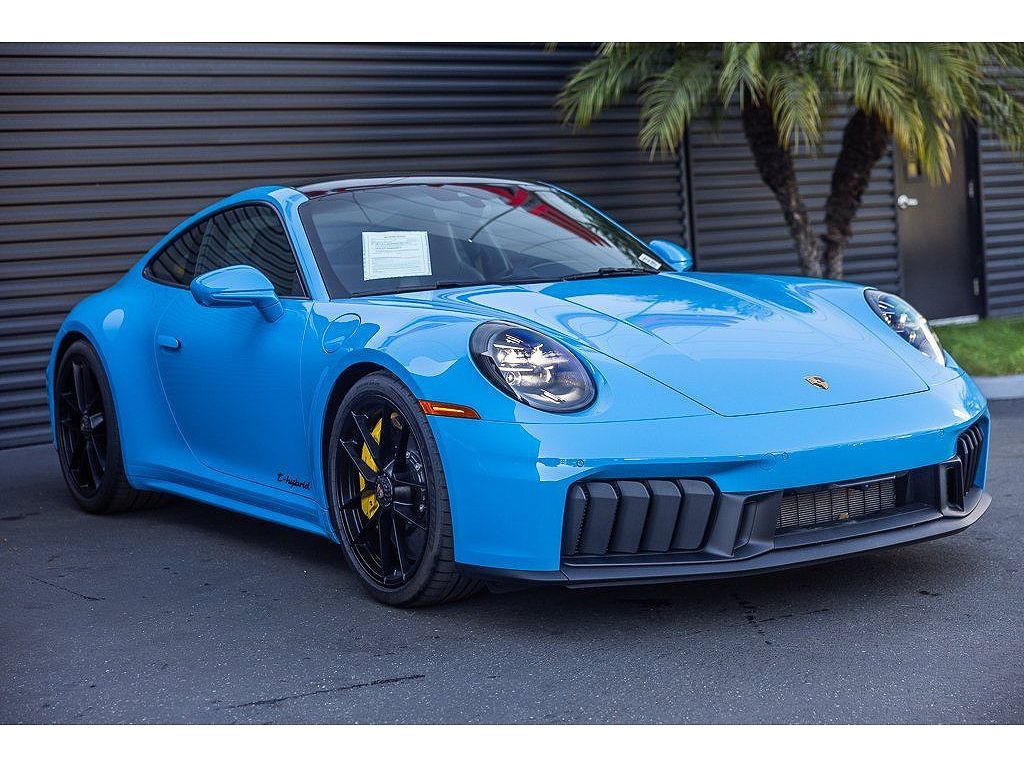 2026 Porsche 992.2 Carrera 4 GTS