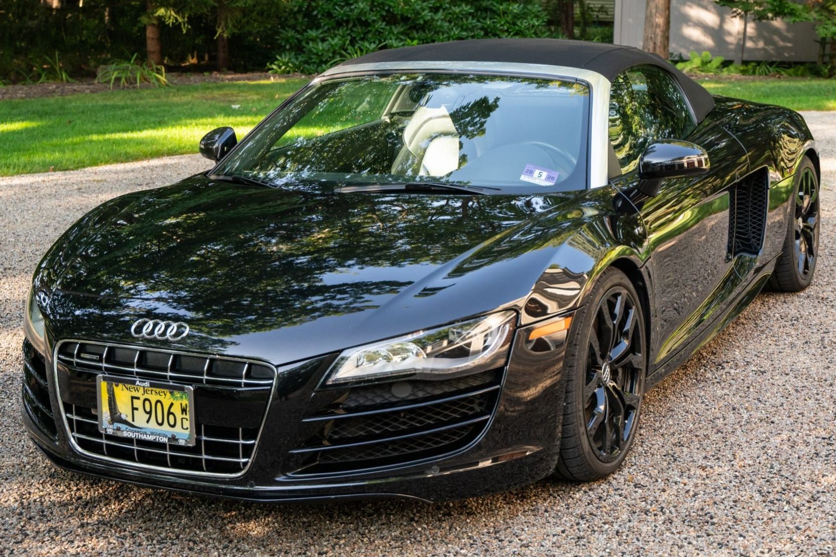 2011 Audi R8 V10