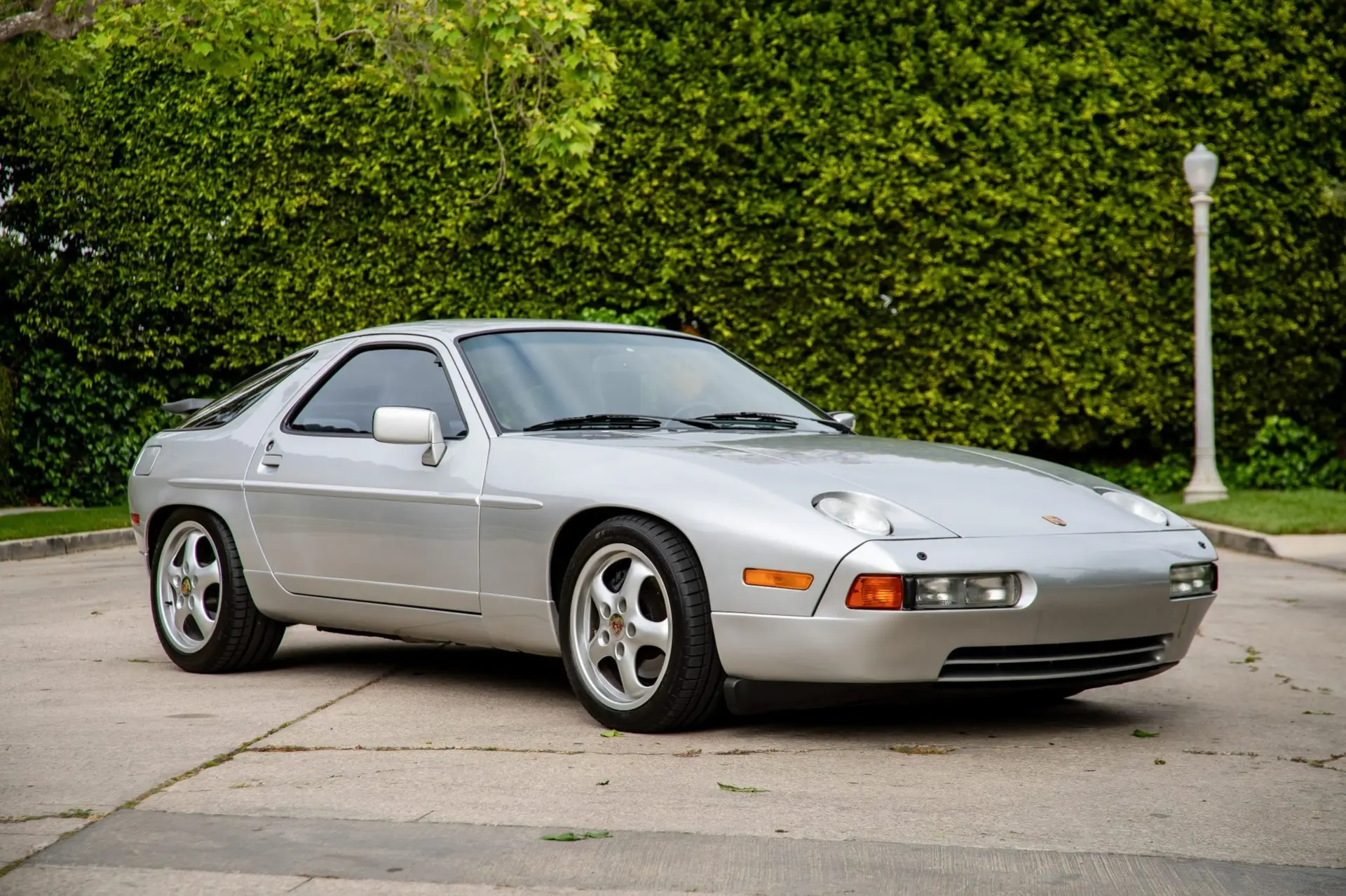 1987 Porsche 928 S4