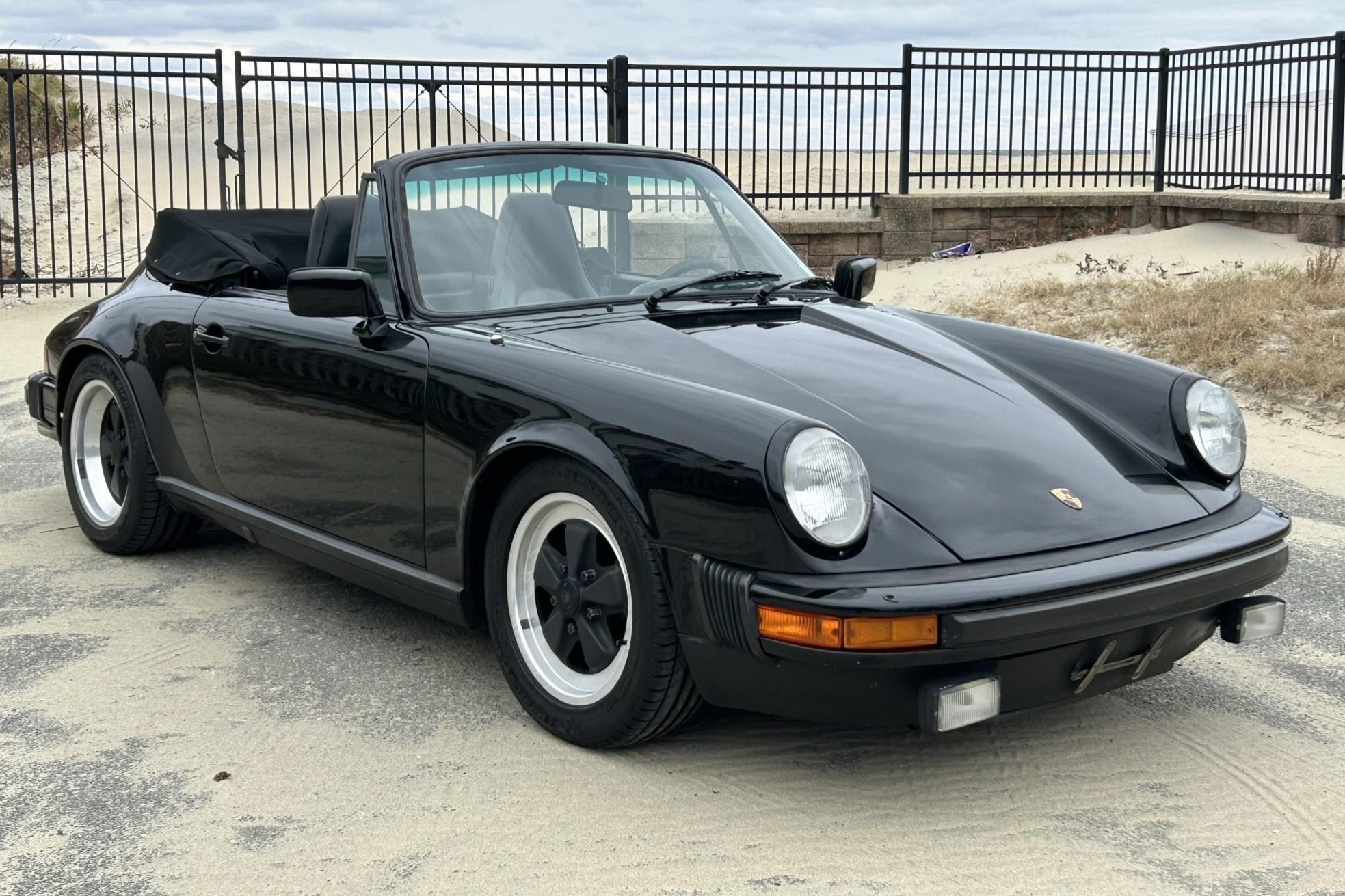 1983 Porsche 911 SC Cabriolet