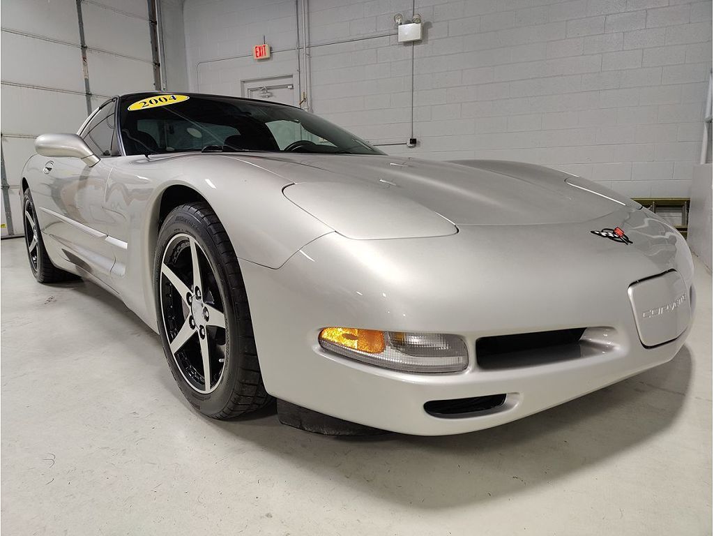 2004 Chevrolet Corvette
