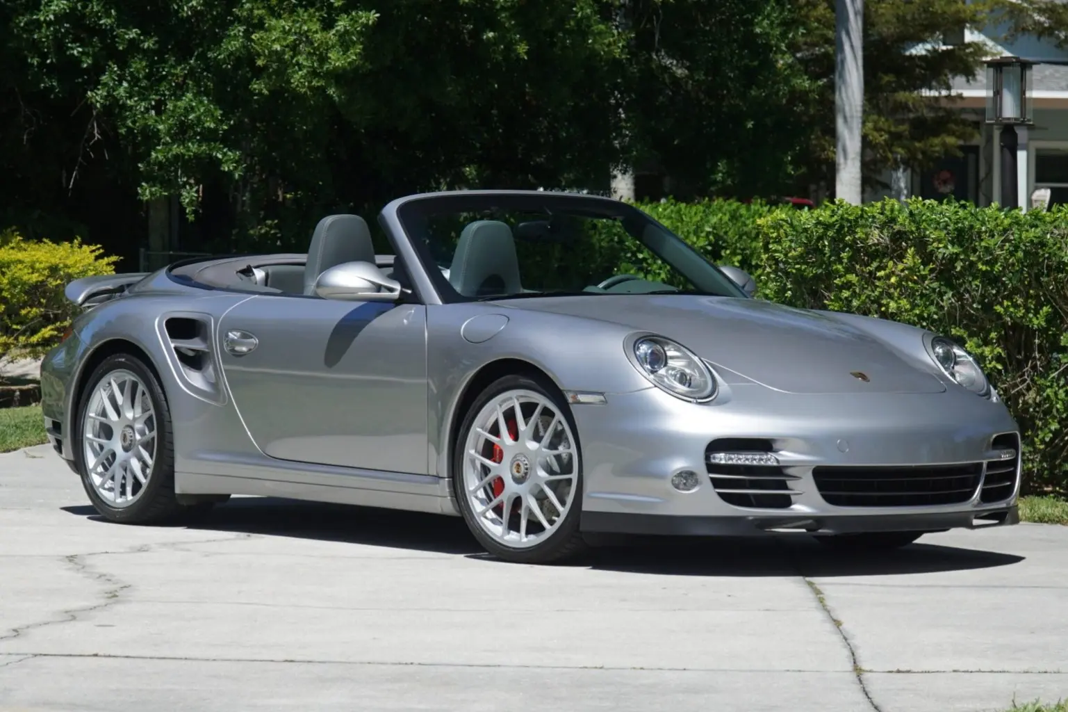 2010 Porsche 911 Turbo Cabriolet