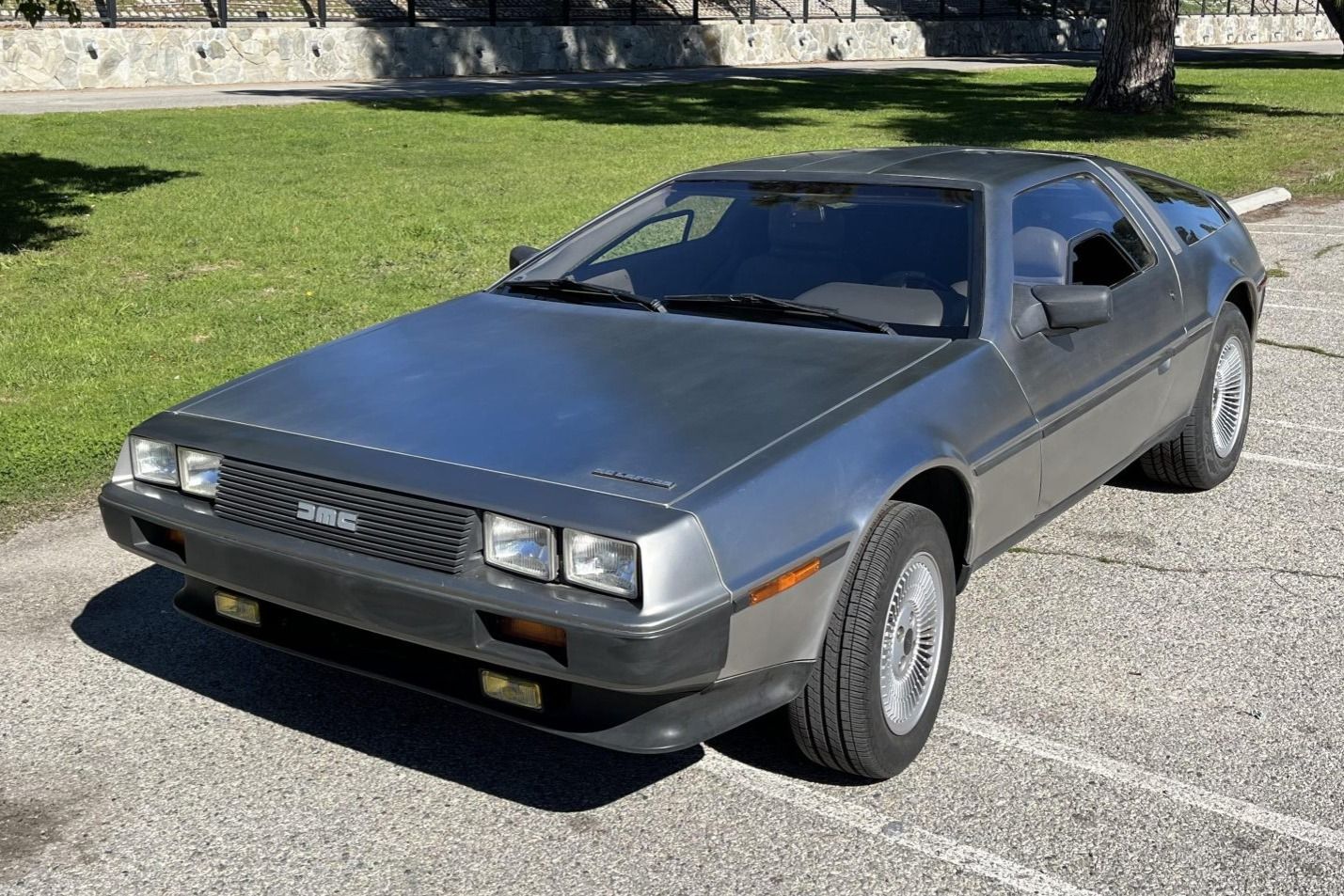 1983 DeLorean DMC-12