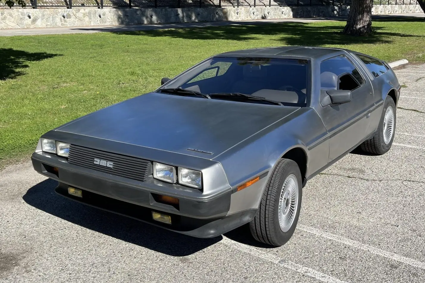 1983 DeLorean DMC-12