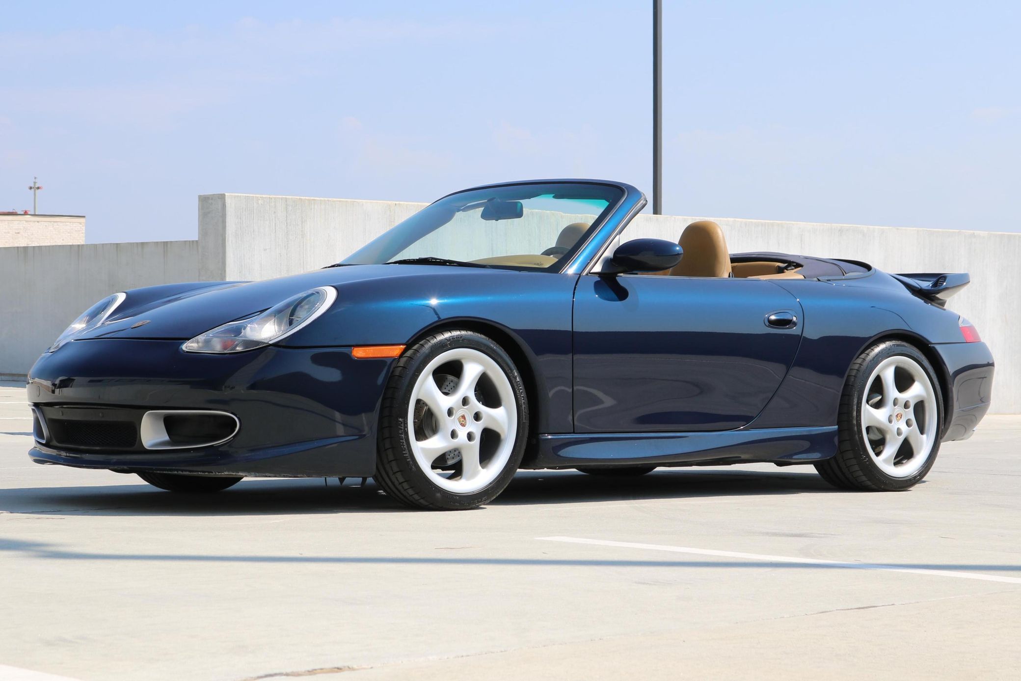 2000 Porsche 911 Carrera Cabriolet