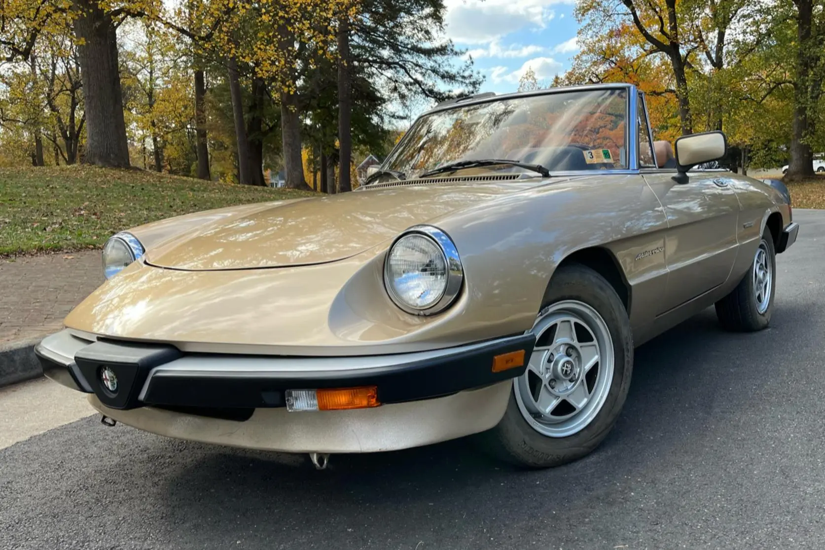1986 Alfa Romeo 105 Series Spider