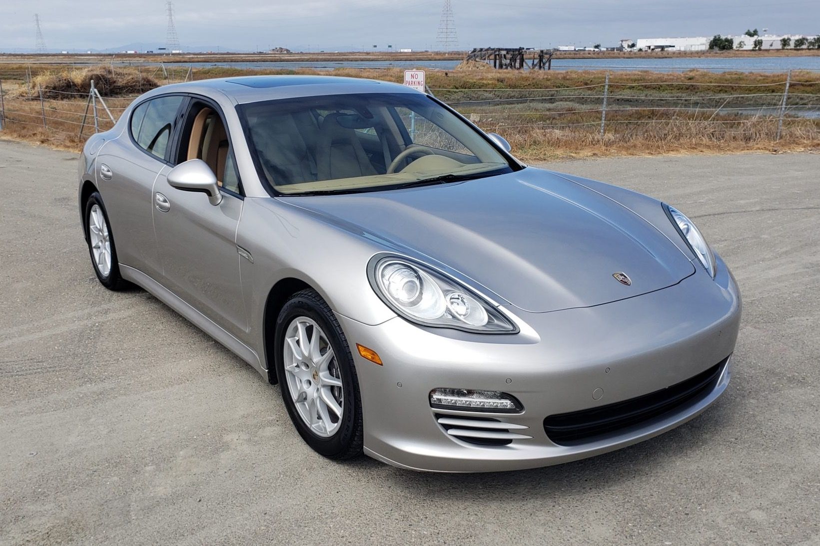 2013 Porsche Panamera 4