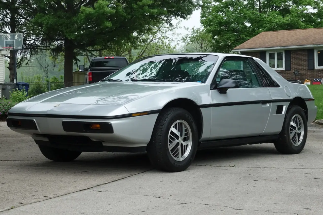 1985 Pontiac Fiero