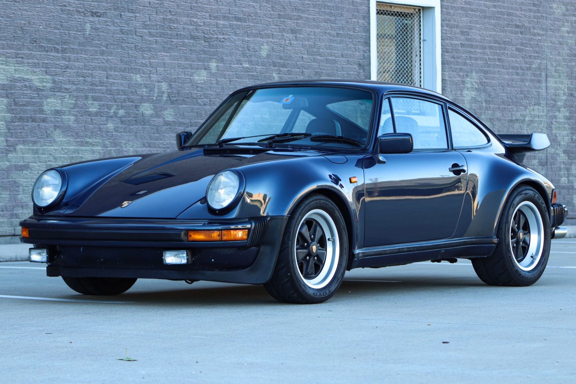 1983 Porsche 911 Turbo Slantnose
