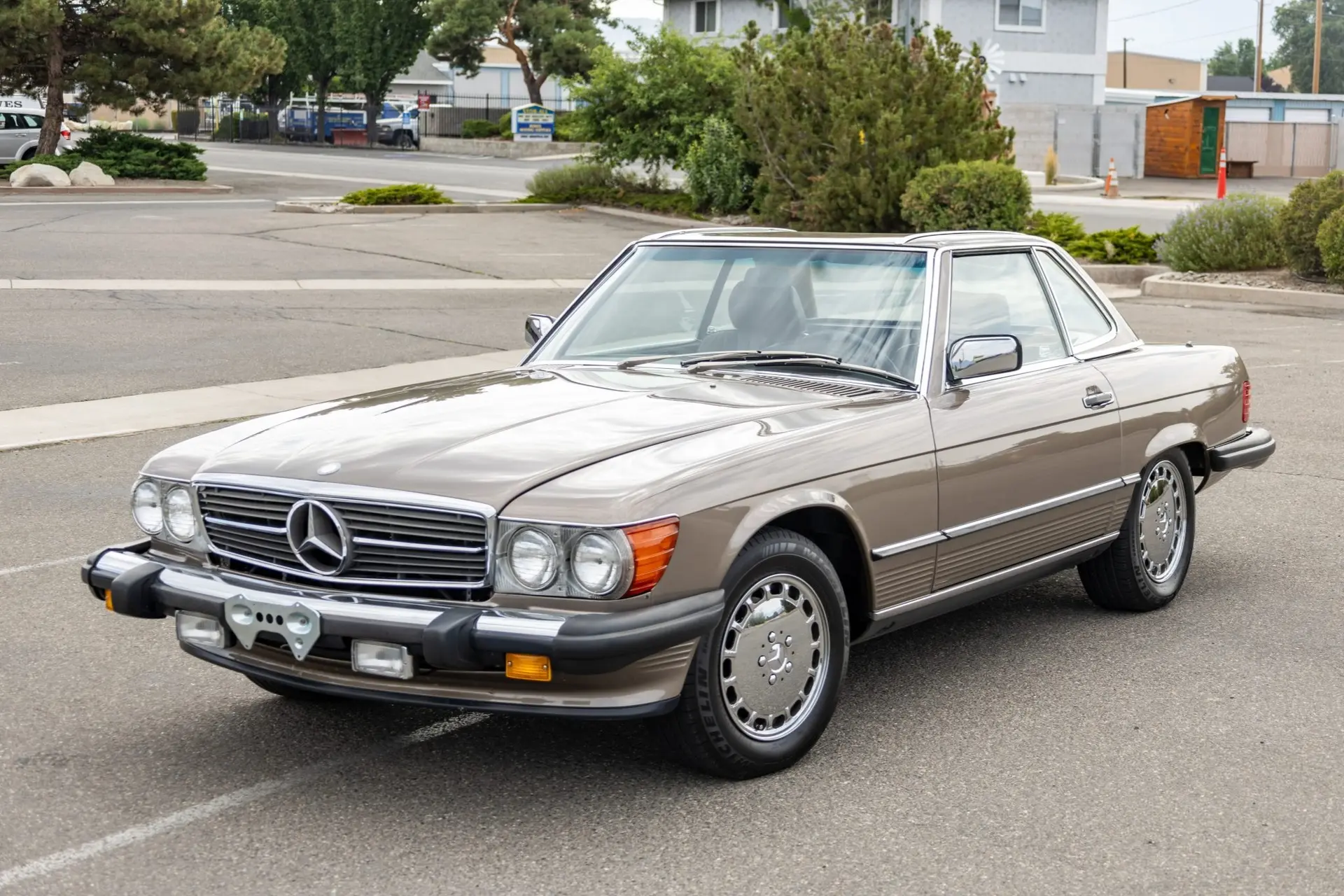 1989 Mercedes-Benz SL-Class 560SL