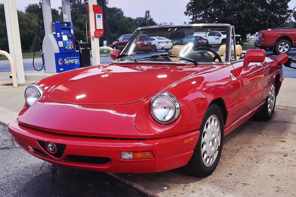 1991 Alfa Romeo 105 Series Spider