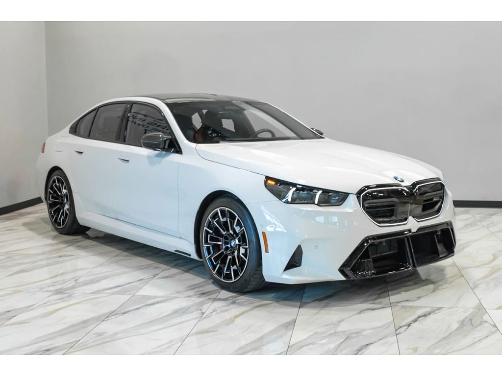2025 BMW M5