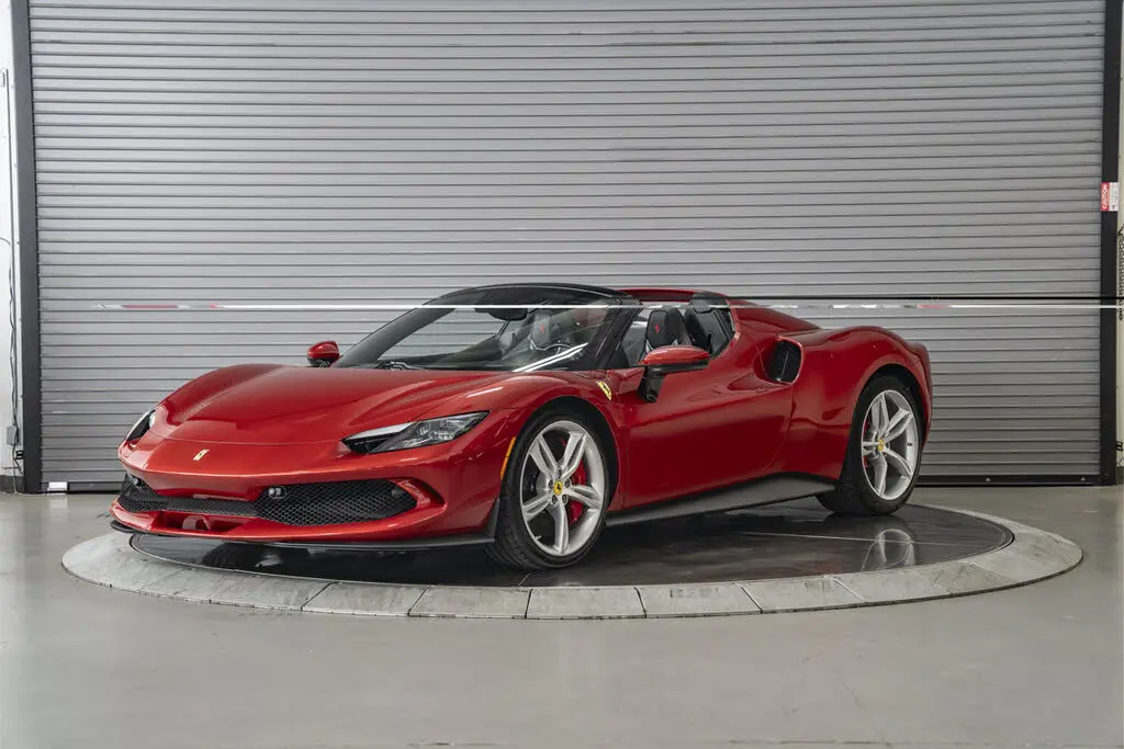 2025 Ferrari 296 GTS