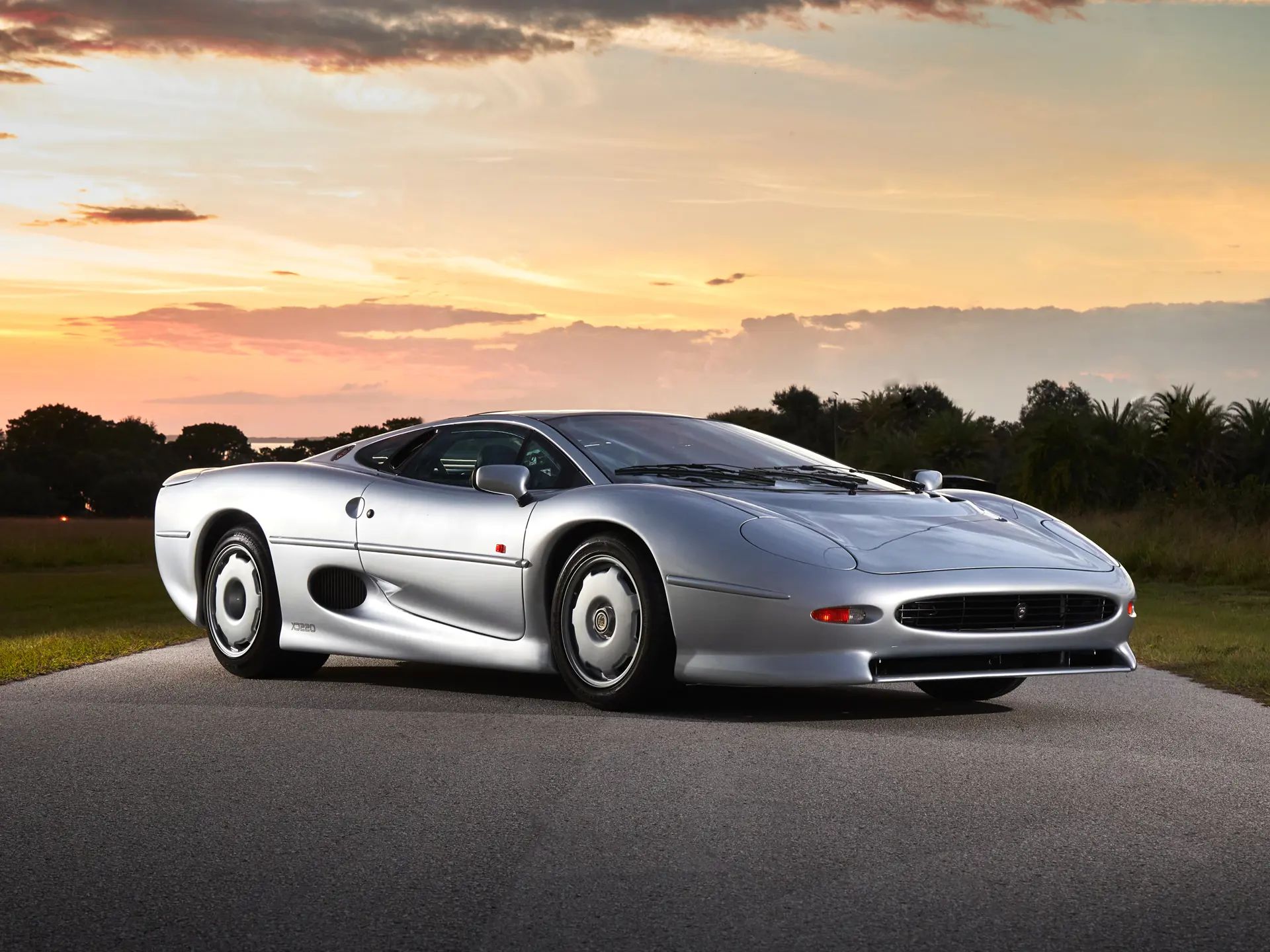 1993 Jaguar XJ220