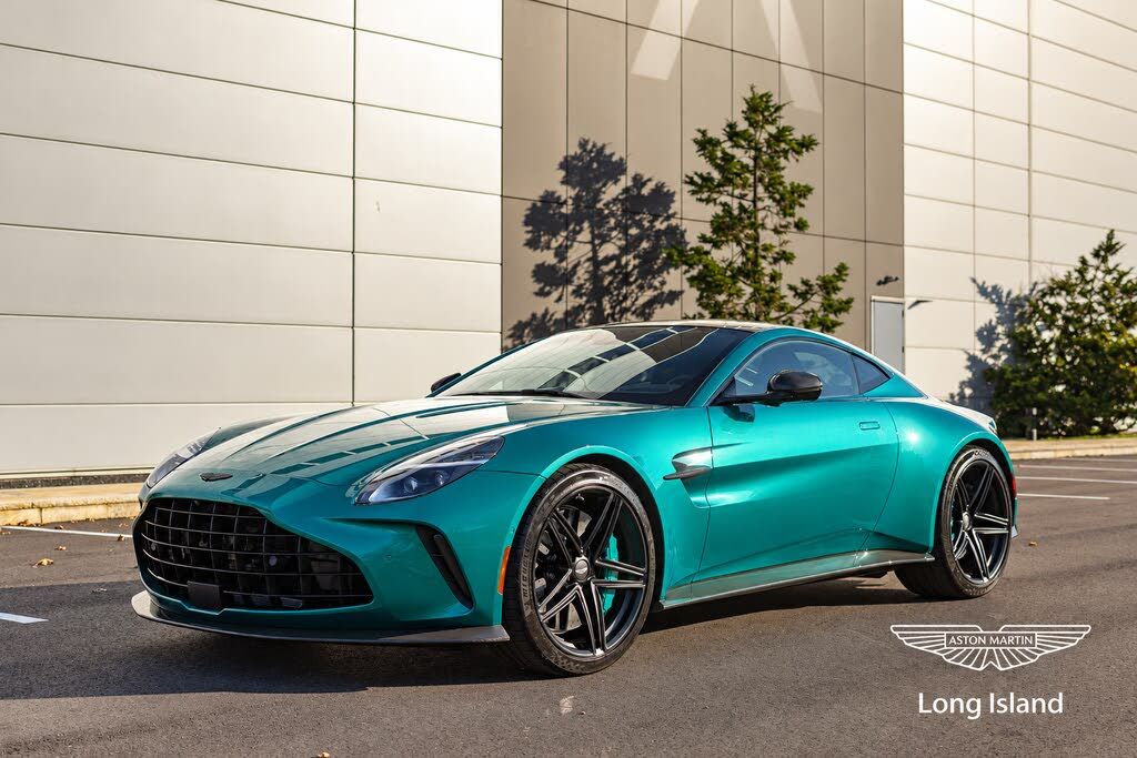 2025 Aston Martin Vantage V8