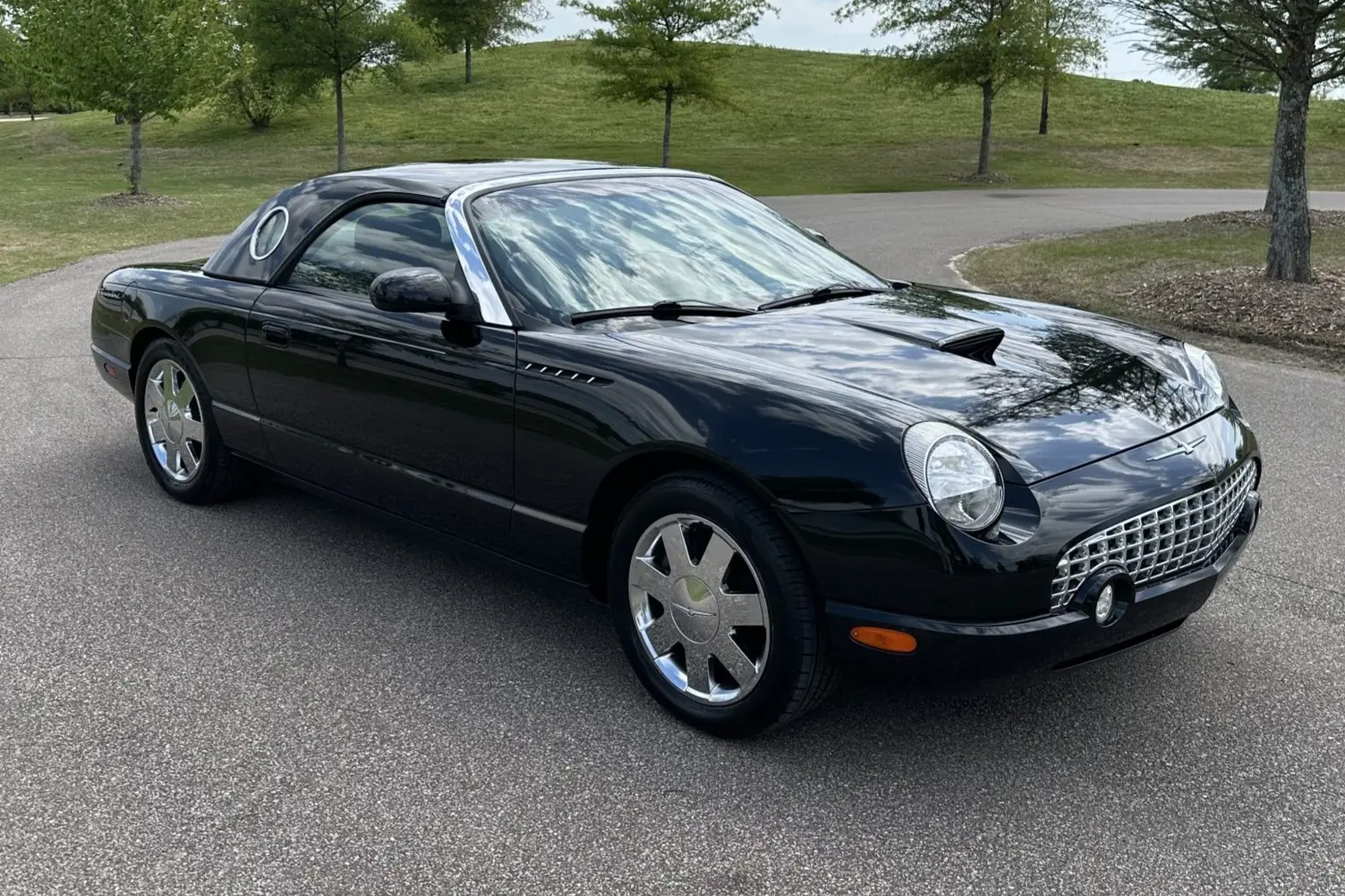 2002 Ford Thunderbird