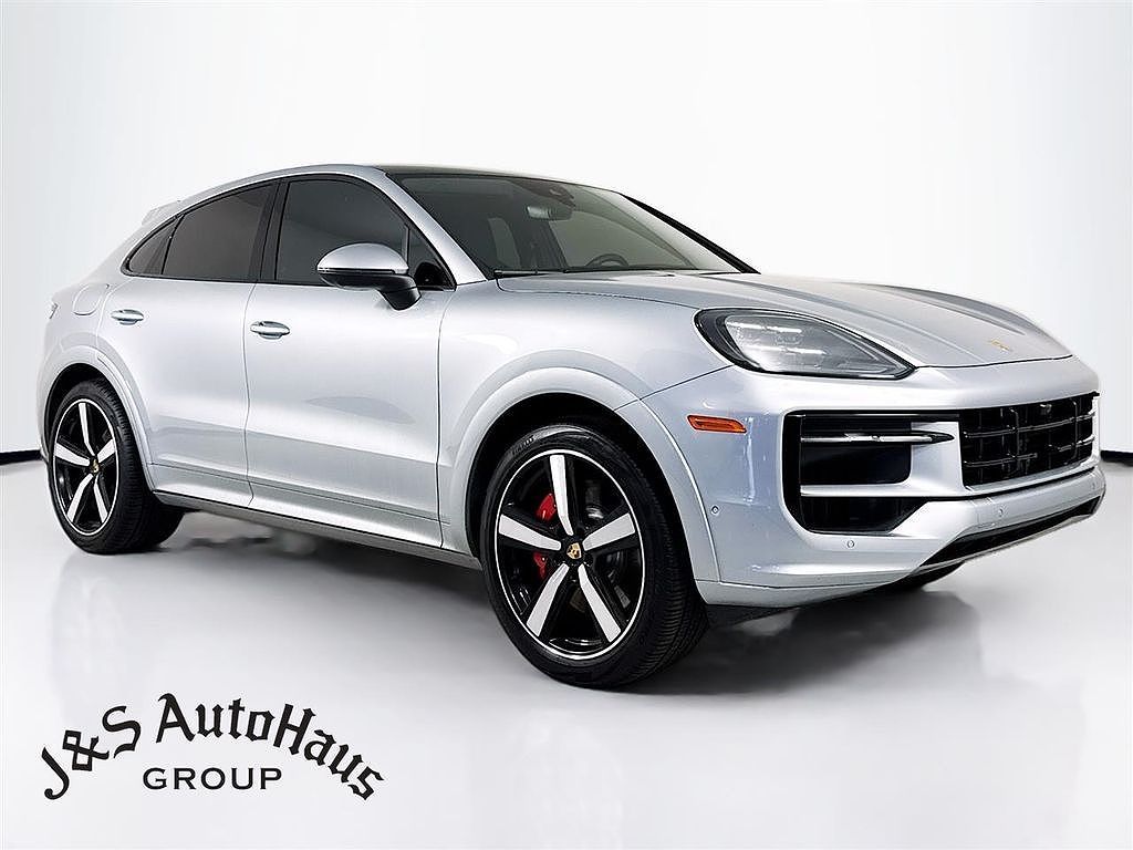 2024 Porsche Cayenne S