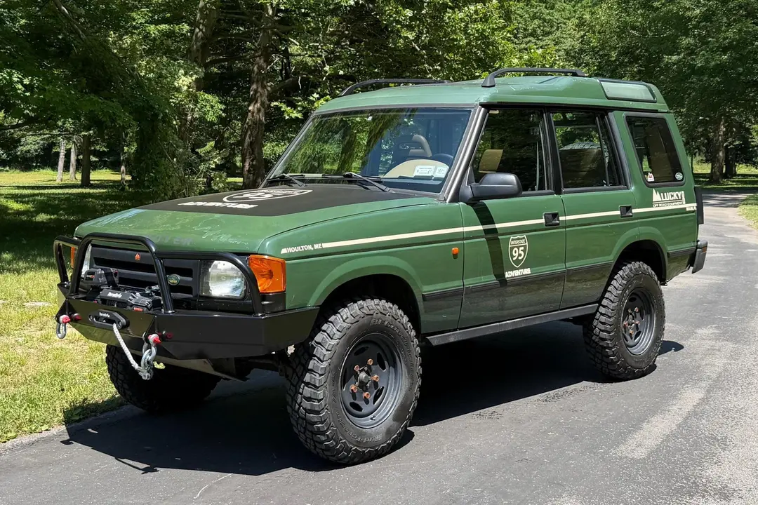 1989 Land Rover Discovery, sold Sep 2026