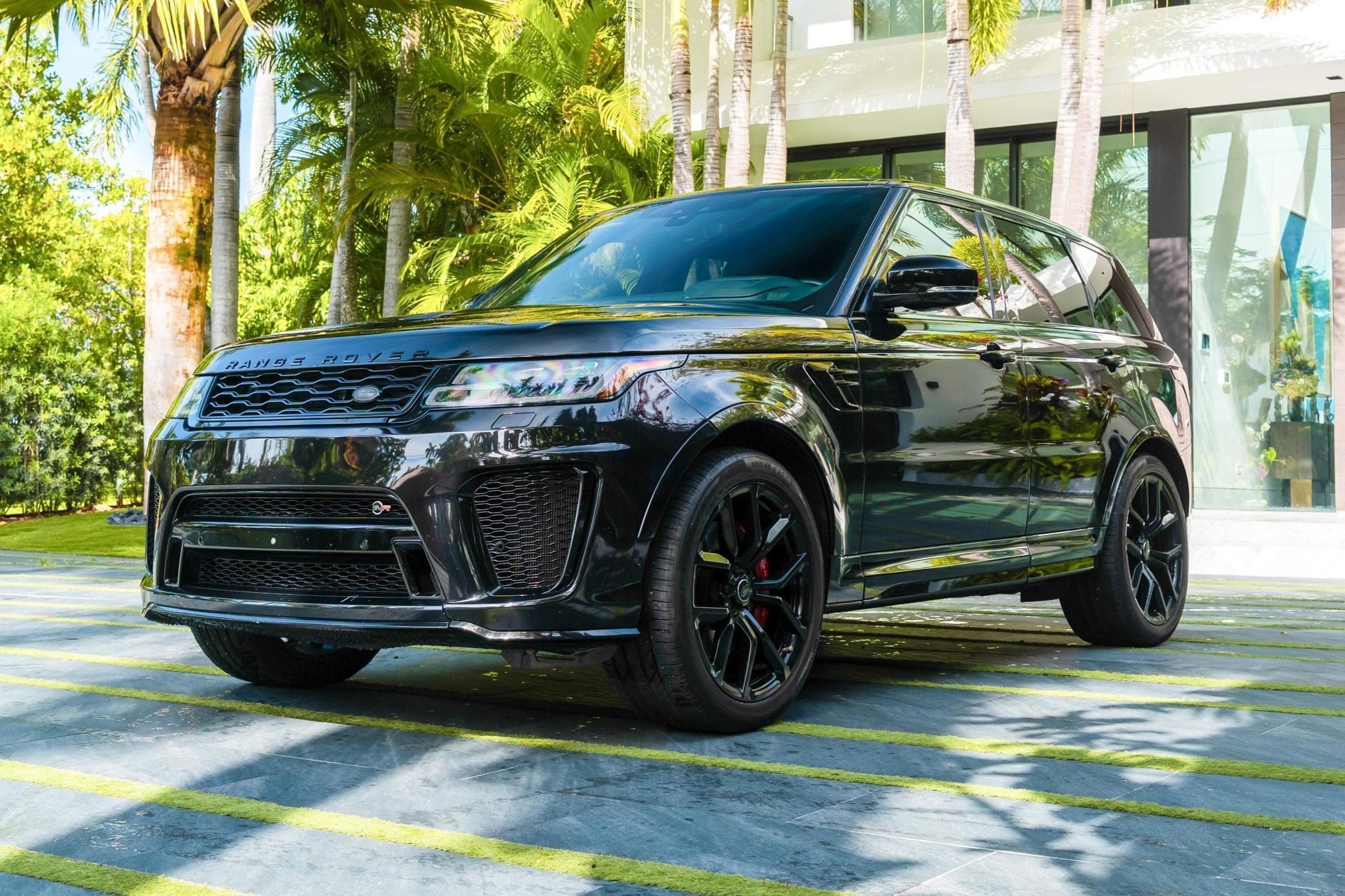 2020 Land Rover Range Rover Sport SVR