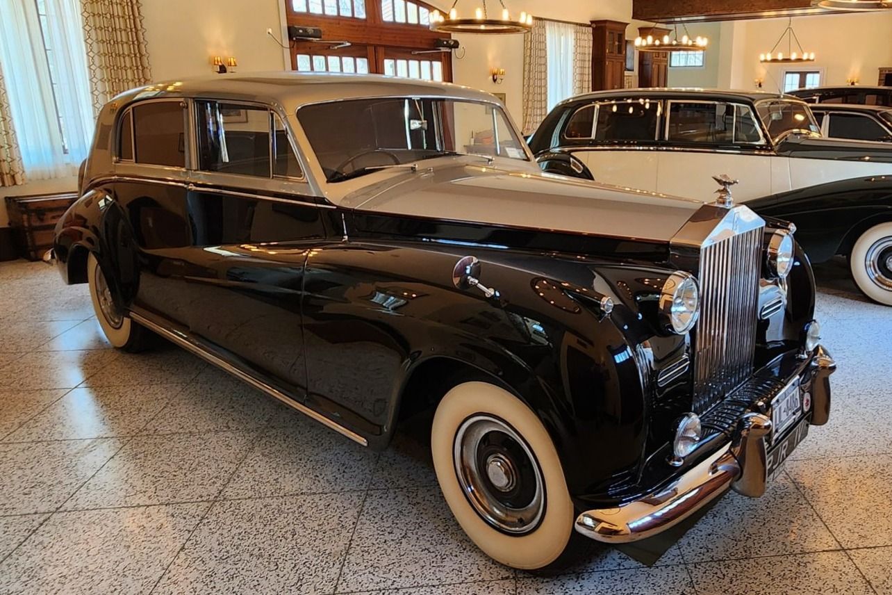 1946 Rolls-Royce Silver Wraith Sedan, sold May 2026
