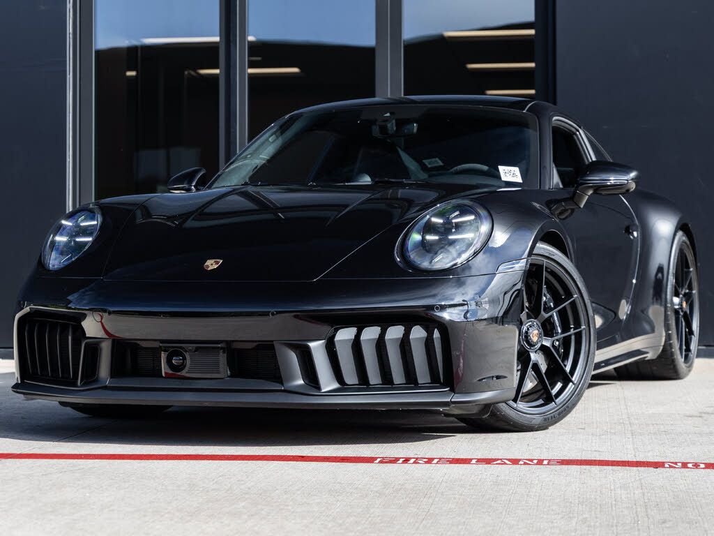 2025 Porsche 992.2 Carrera 4 GTS