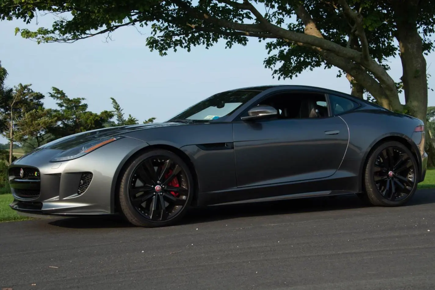 2016 Jaguar F-Type R Coupe