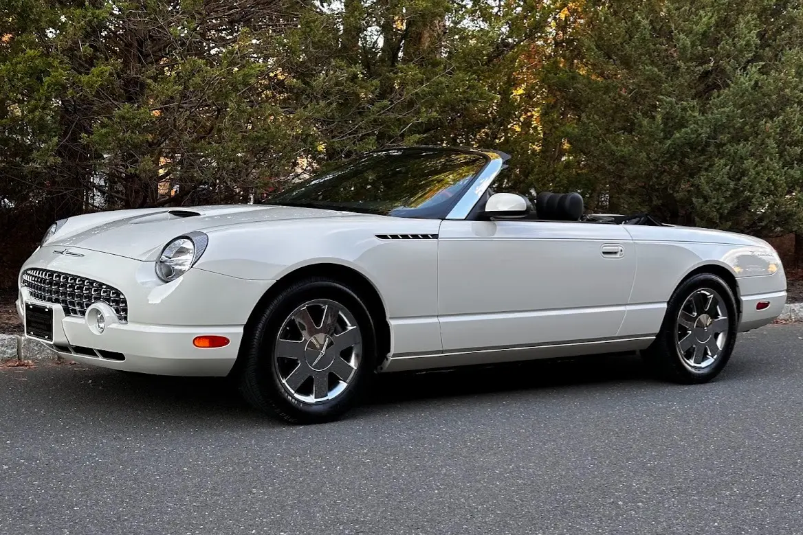 2002 Ford Thunderbird