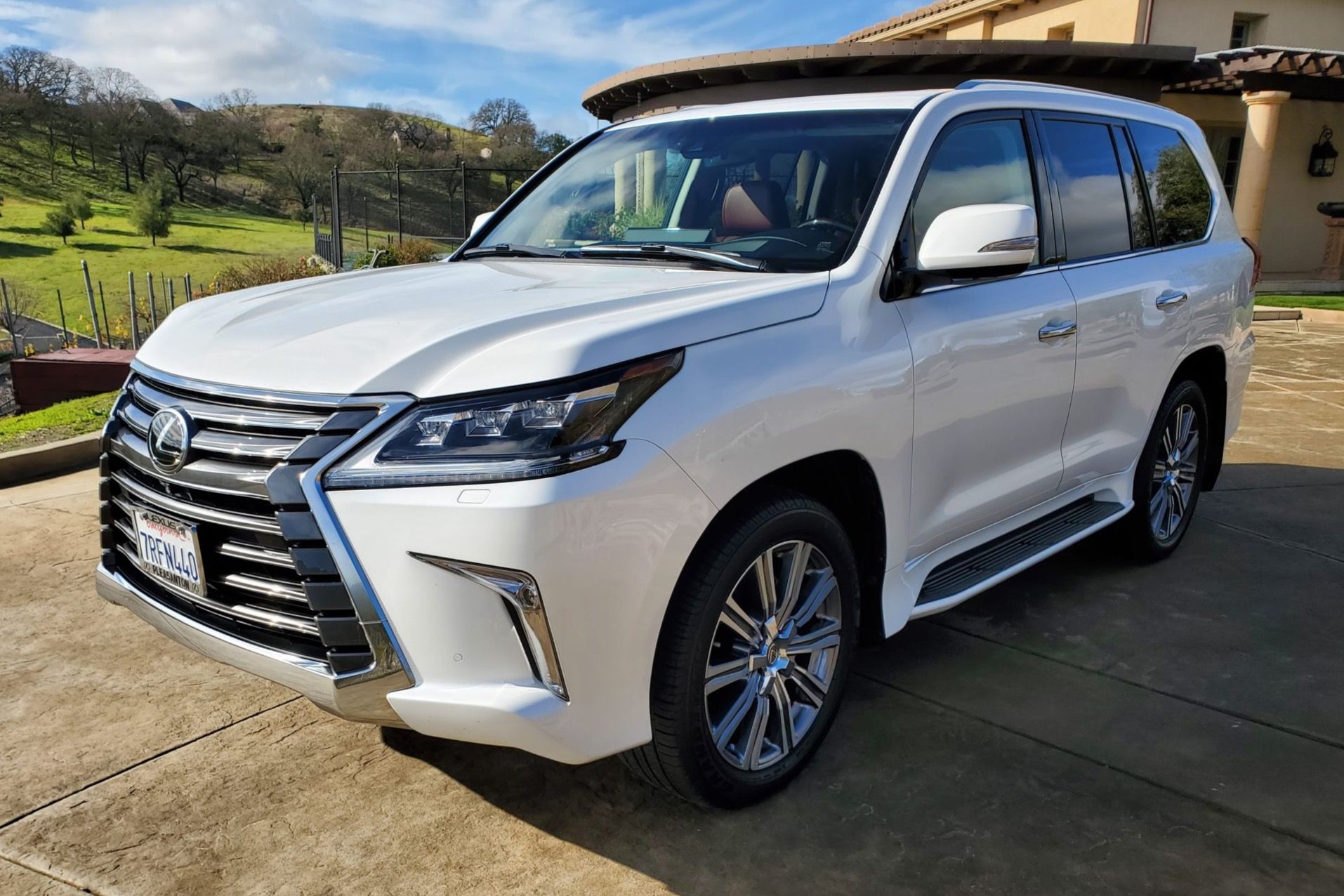 2016 Lexus LX