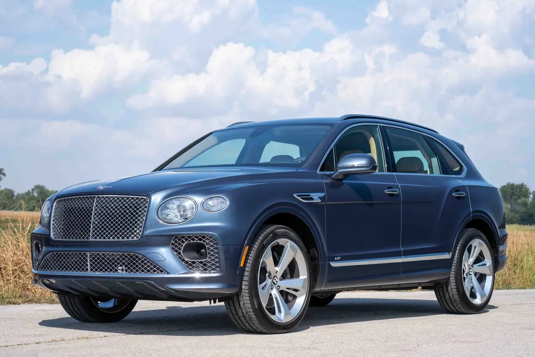 2018 Bentley Bentayga V8, sold Oct 2026