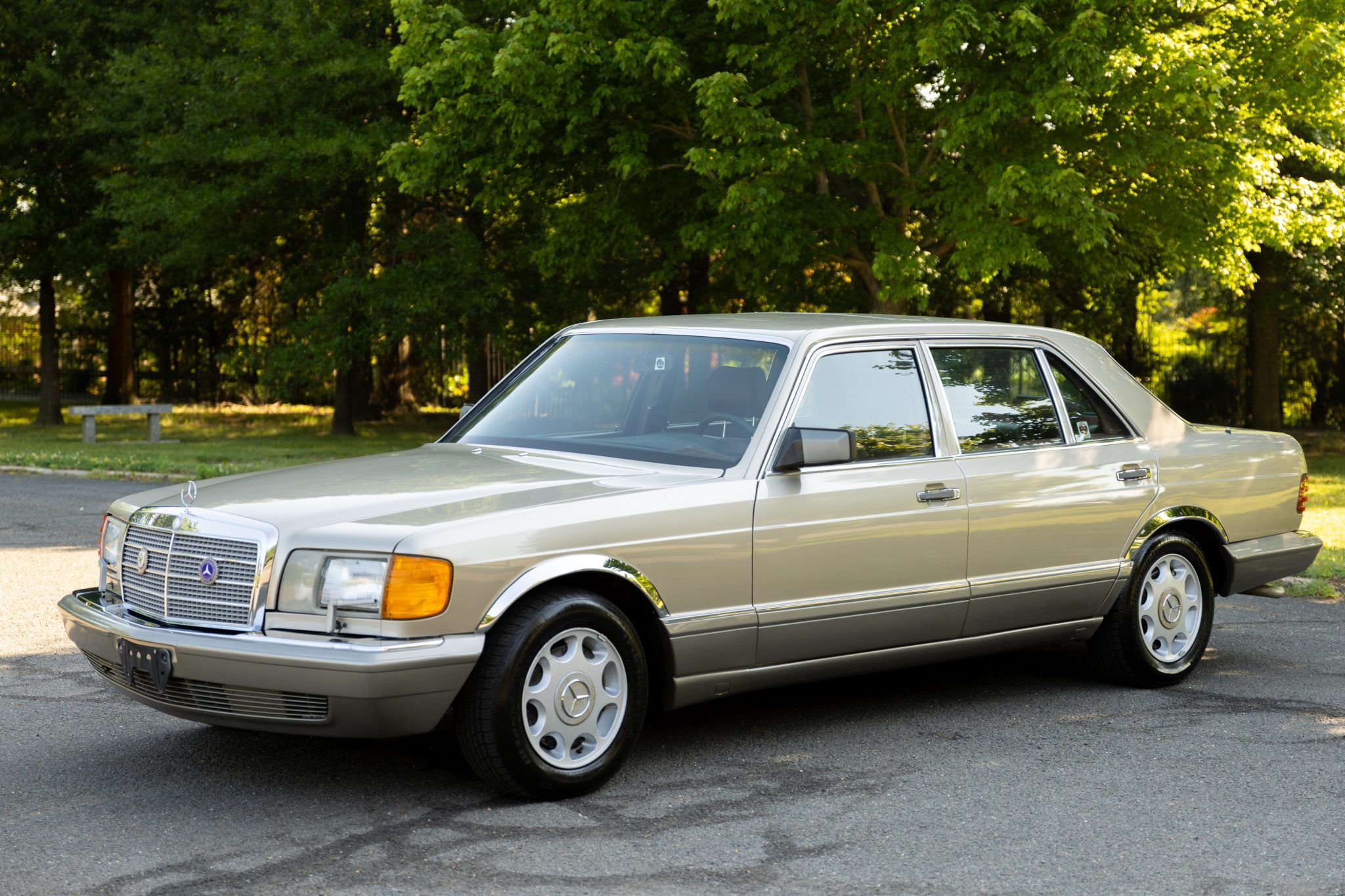 1988 Mercedes-Benz S-Class