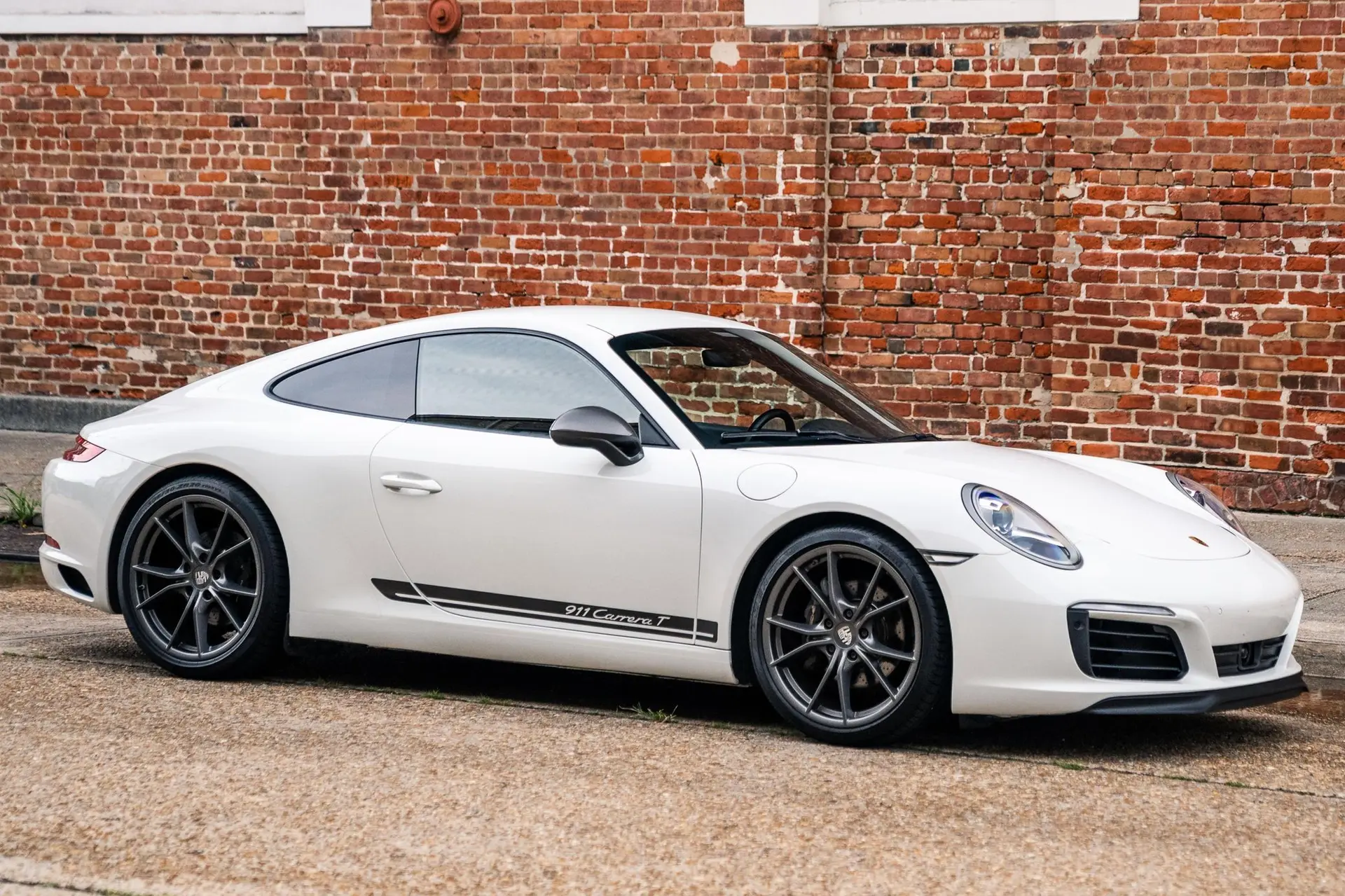 2019 Porsche 911 Carrera T