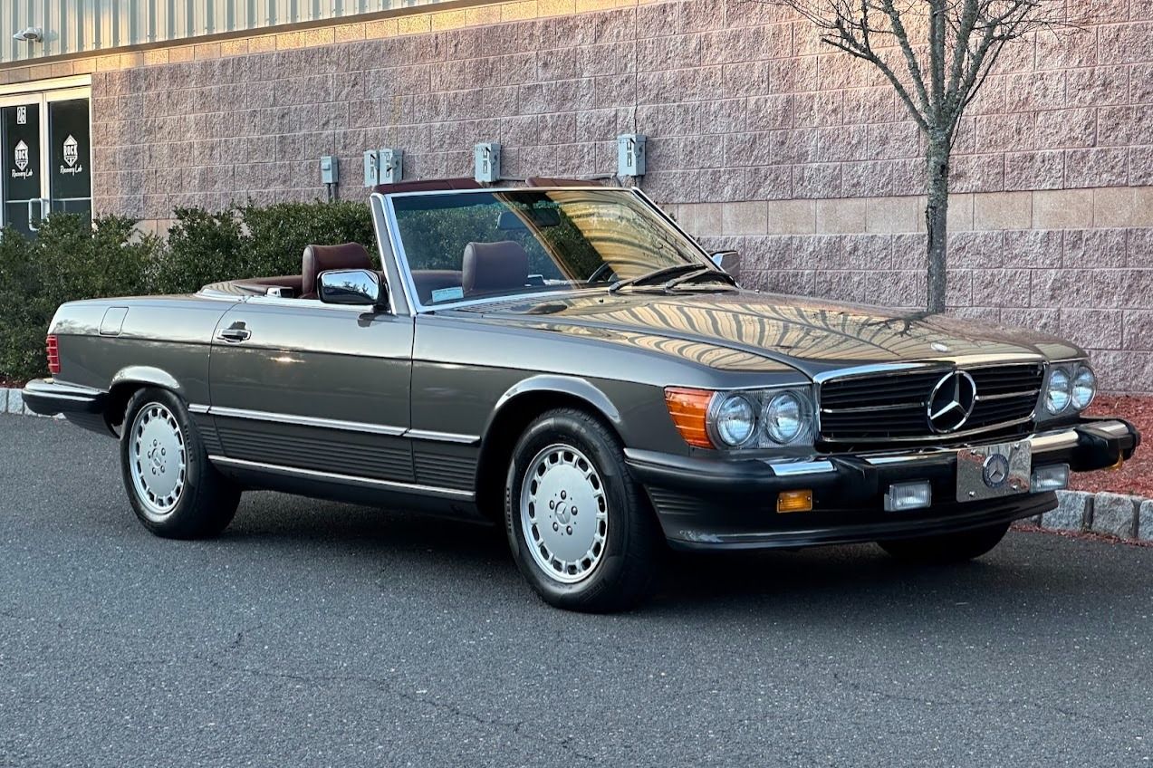 1988 Mercedes-Benz SL-Class 560SL