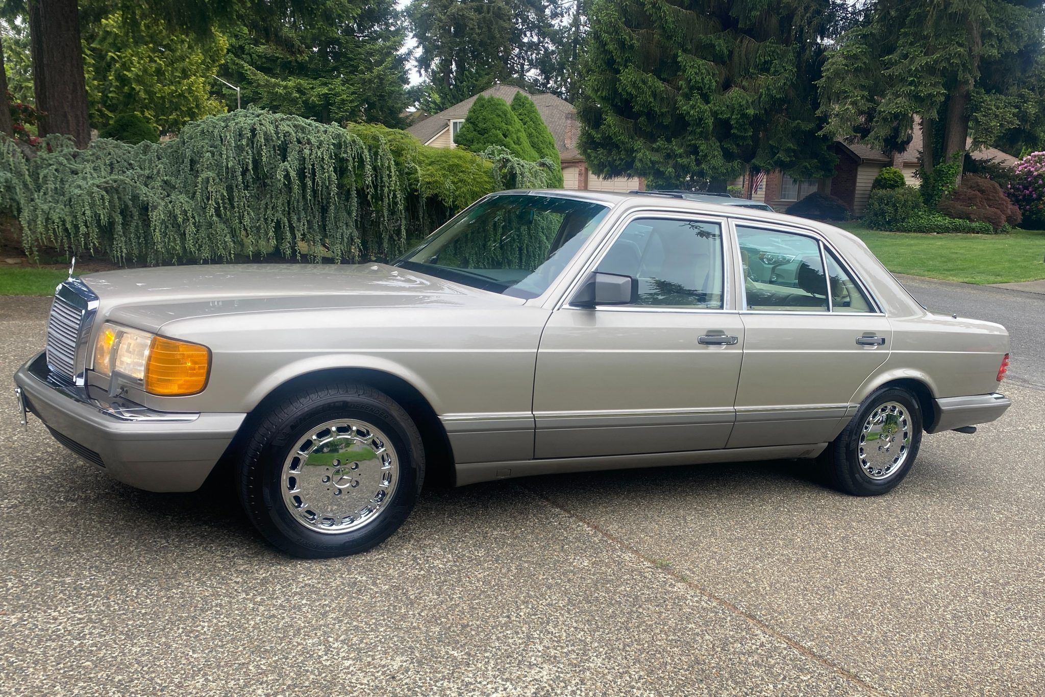 1989 Mercedes-Benz S-Class
