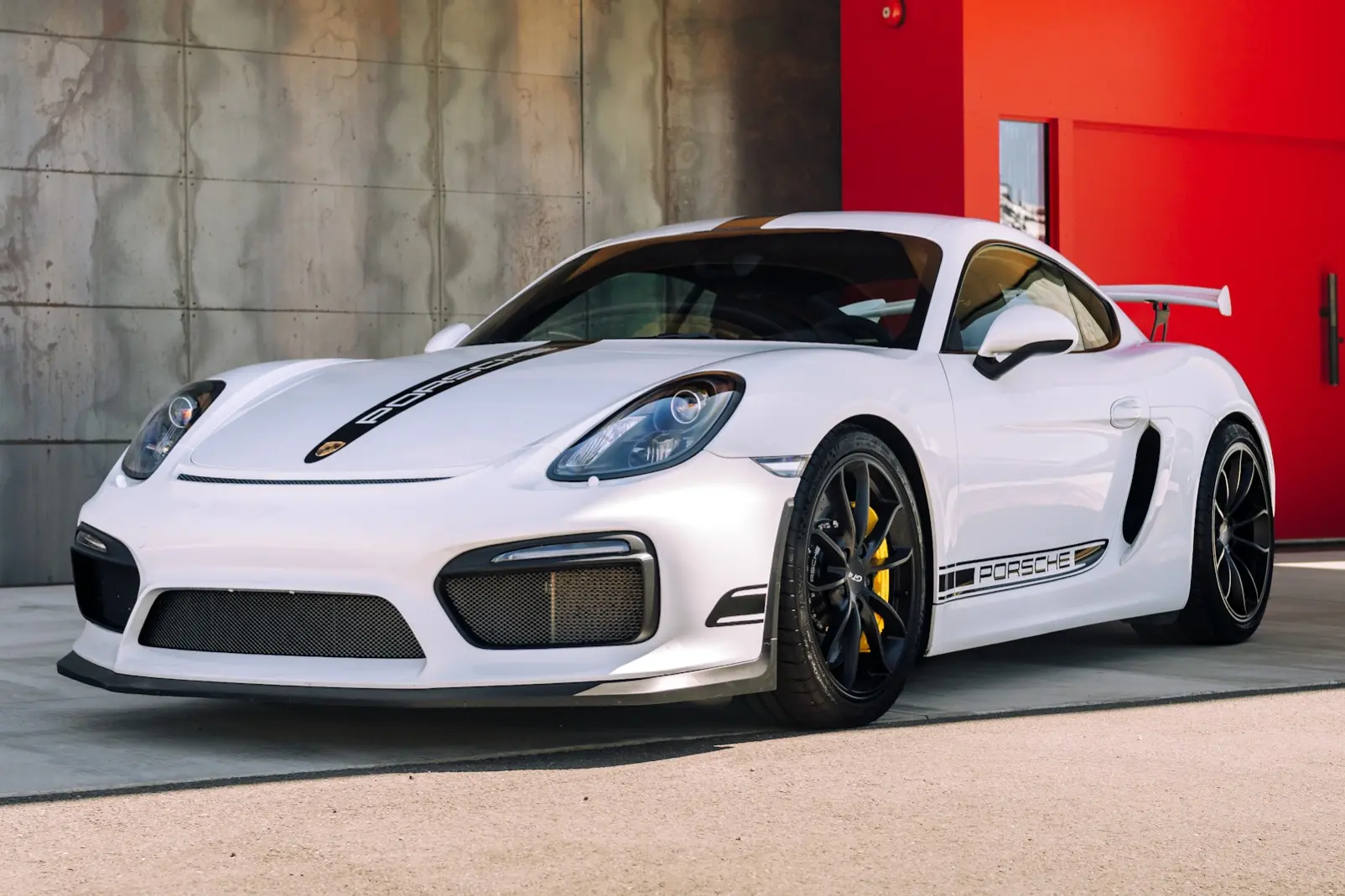 2016 Porsche Cayman GT4