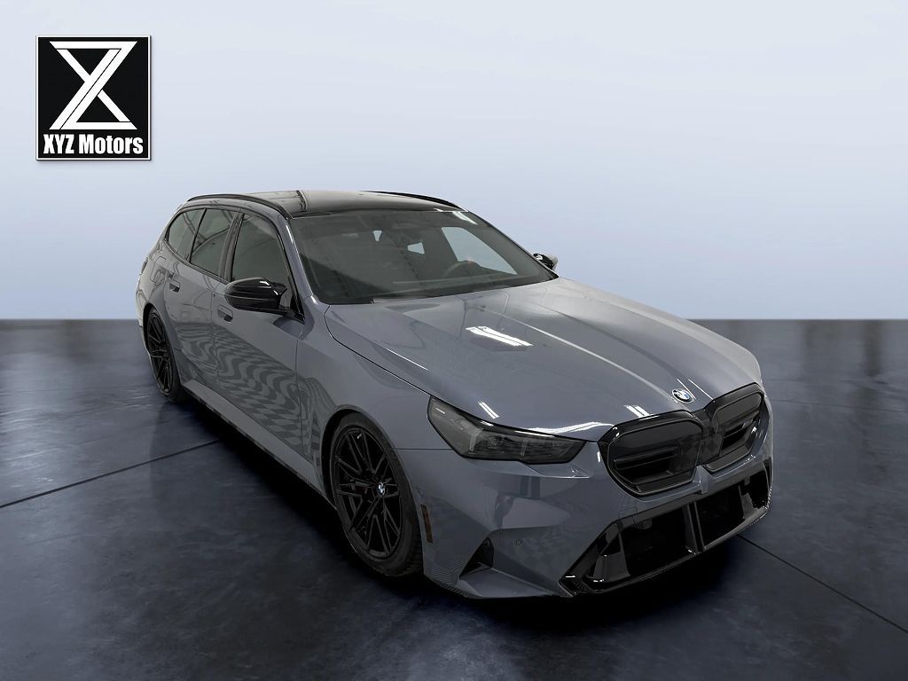 2025 BMW M5